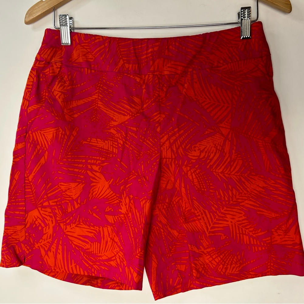 New York & Company Orange Red Pink Fusia Leaves Pattern Pullon Shorts Medium
